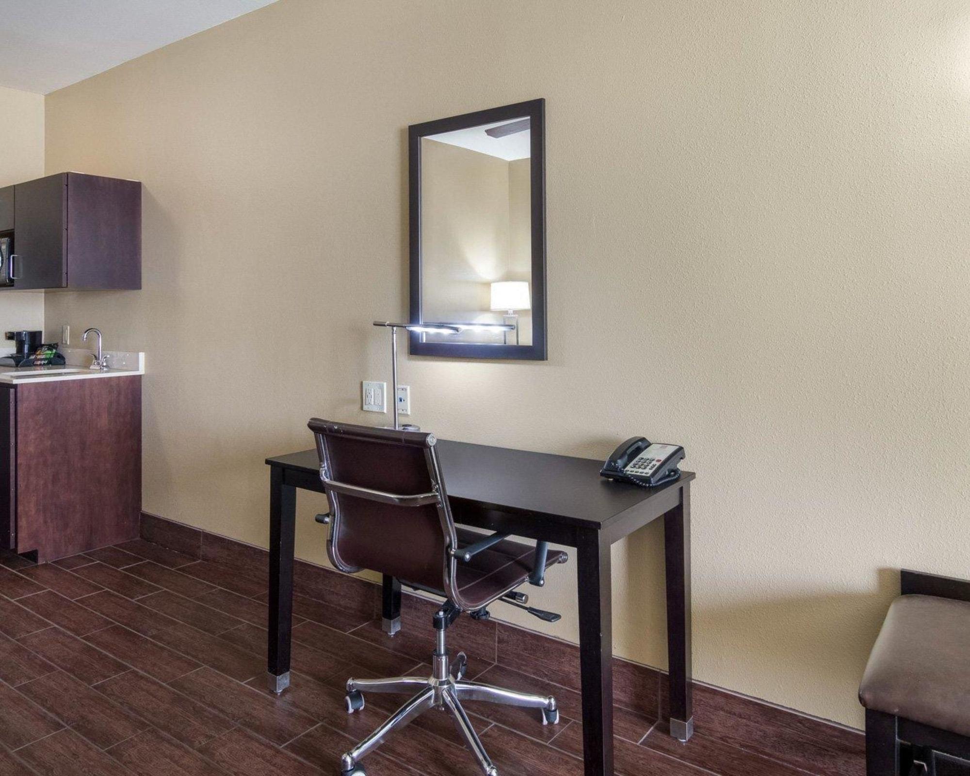 Comfort Suites Odessa Ngoại thất bức ảnh