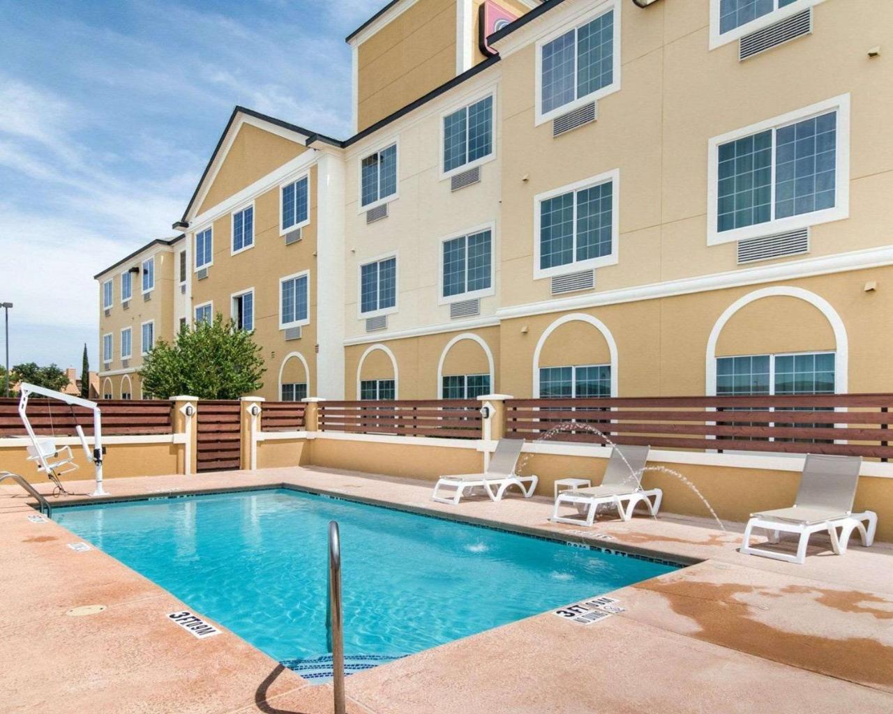 Comfort Suites Odessa Ngoại thất bức ảnh